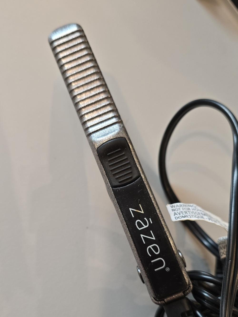 Zazen Mini Flat Iron Tool in Metallic Silver and Black